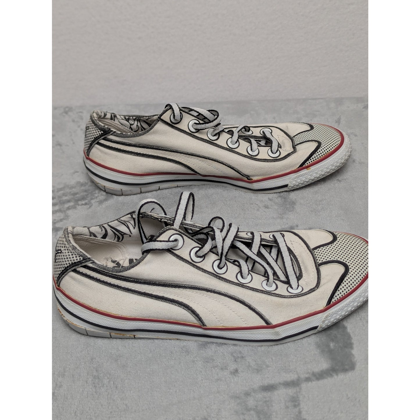 Puma 917 LO Sneaker Cartoon Outline White and Black US6.5