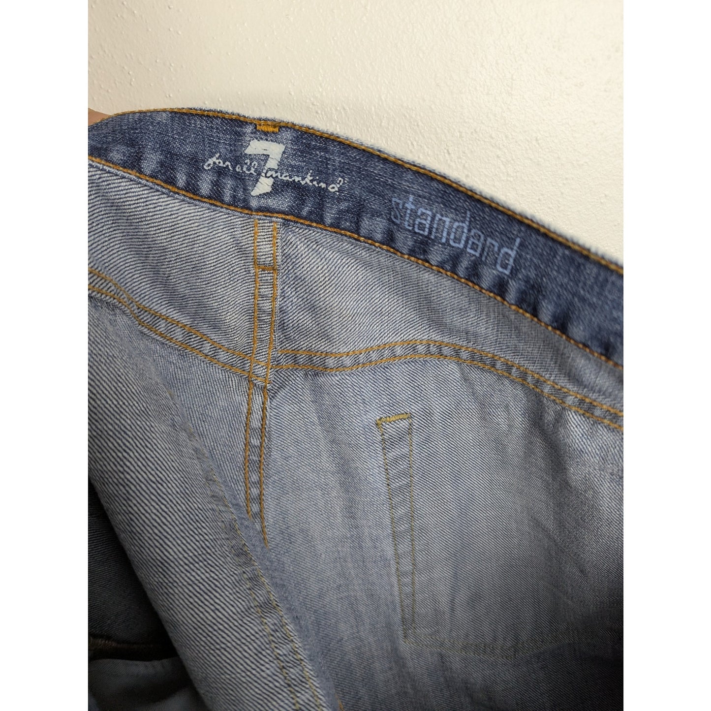 7 for all Mankind Standard Blue Jeans Distressed 36x32 100% Cotton
