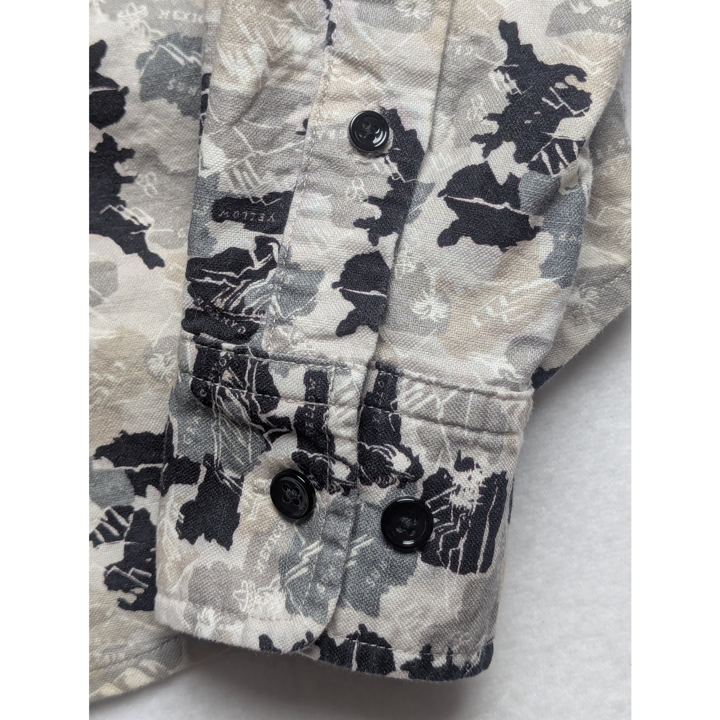 Band of Outsiders Men's Printed Button-Down Shirt - Map/Camo Print Sz 0 (XS)