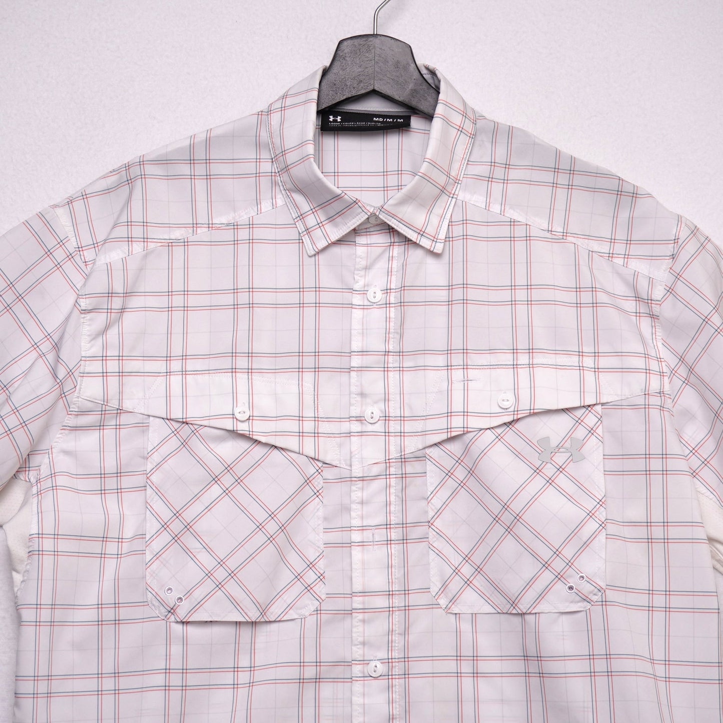 Under Armour Men’s Short Sleeve Button Down Plaid Shirt M