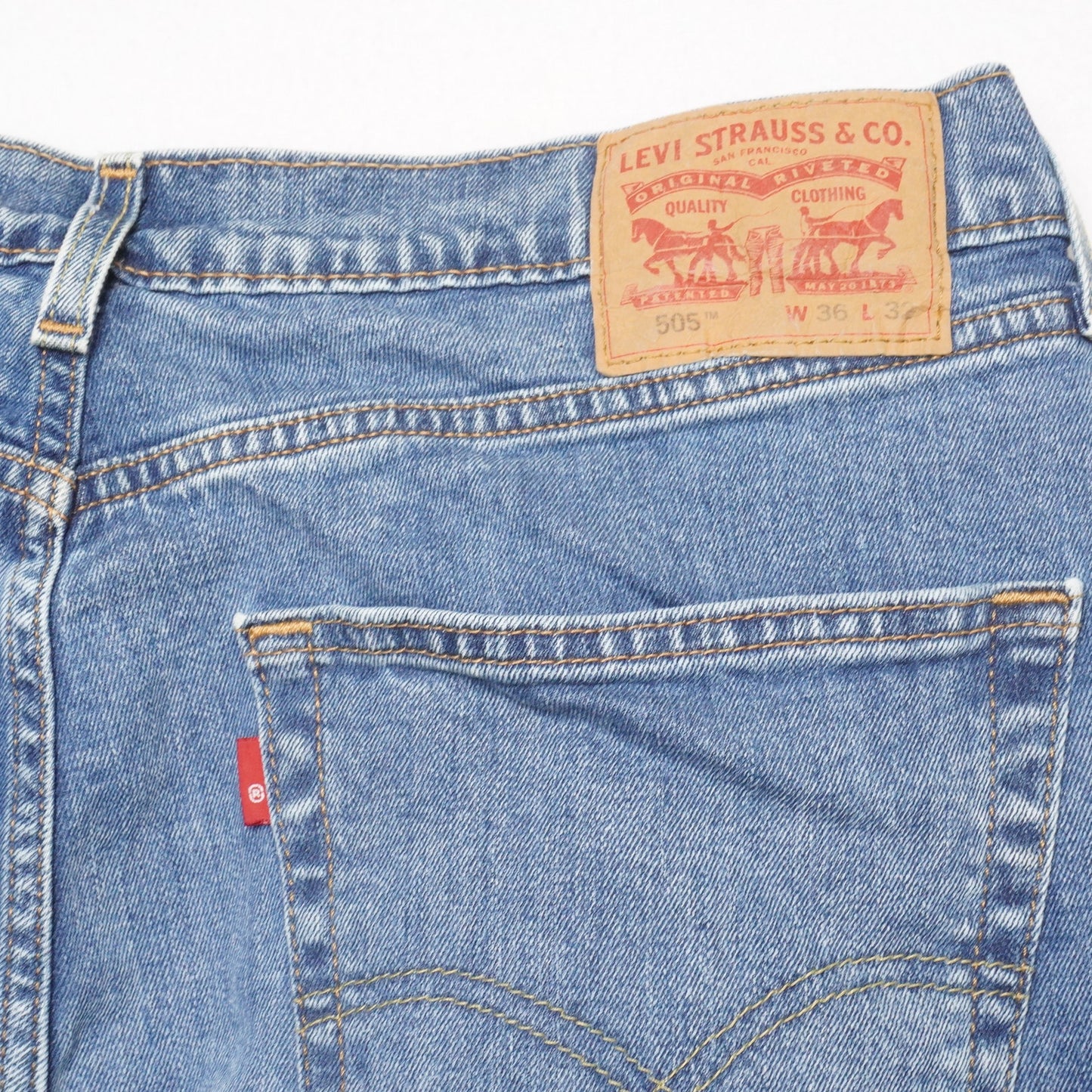 Levi's 505 Blue Denim 36x32 Regular Fit Made in Pakistan