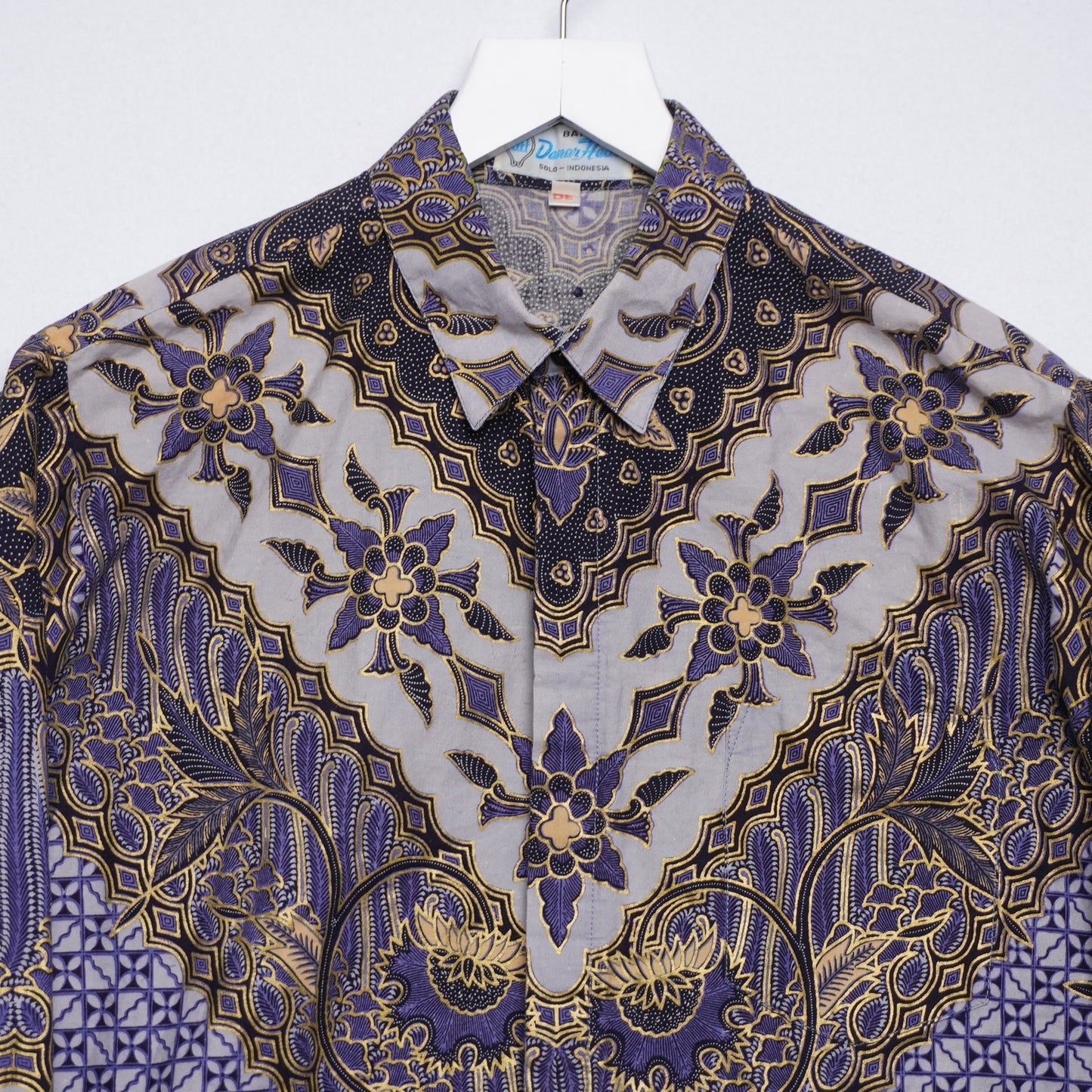 Vintage Danar Hadi Batik Blue & Gold Patterned Shirt Size Large
