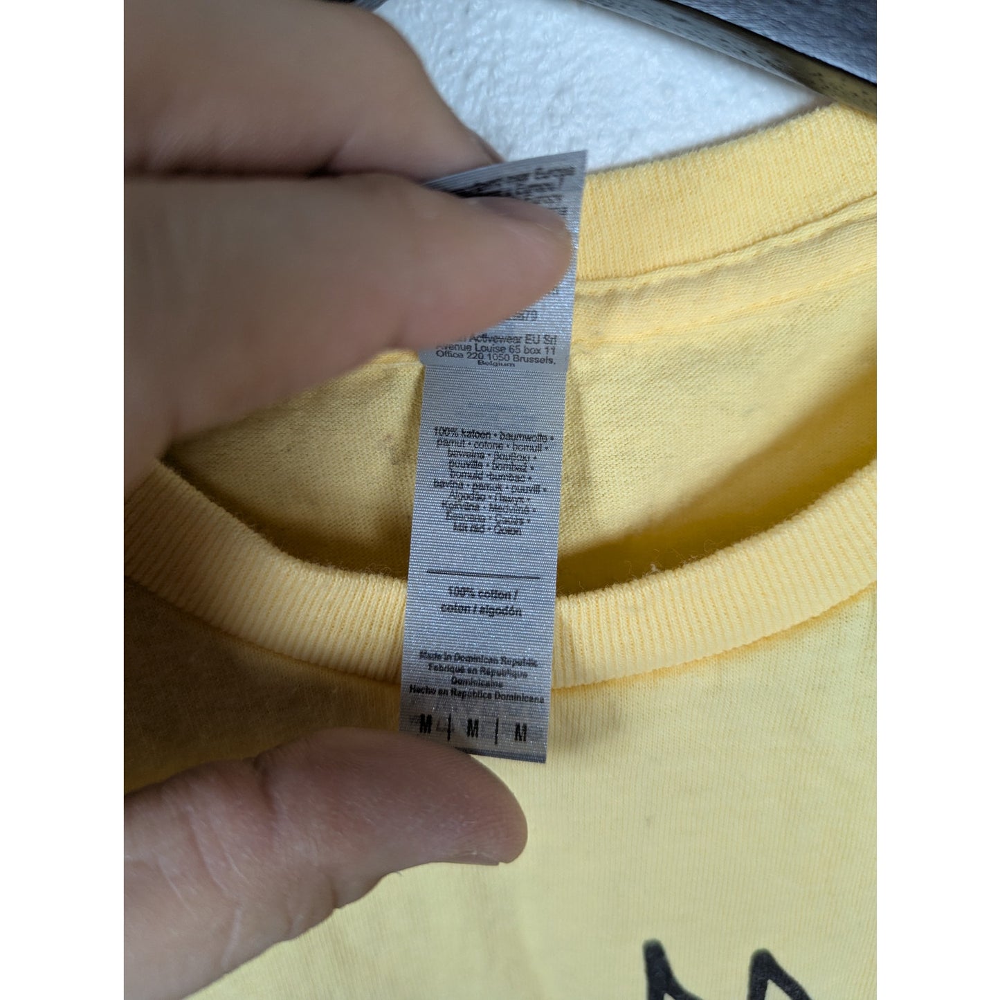 It's Me It Ain't You T-shirt Yellow Size M
