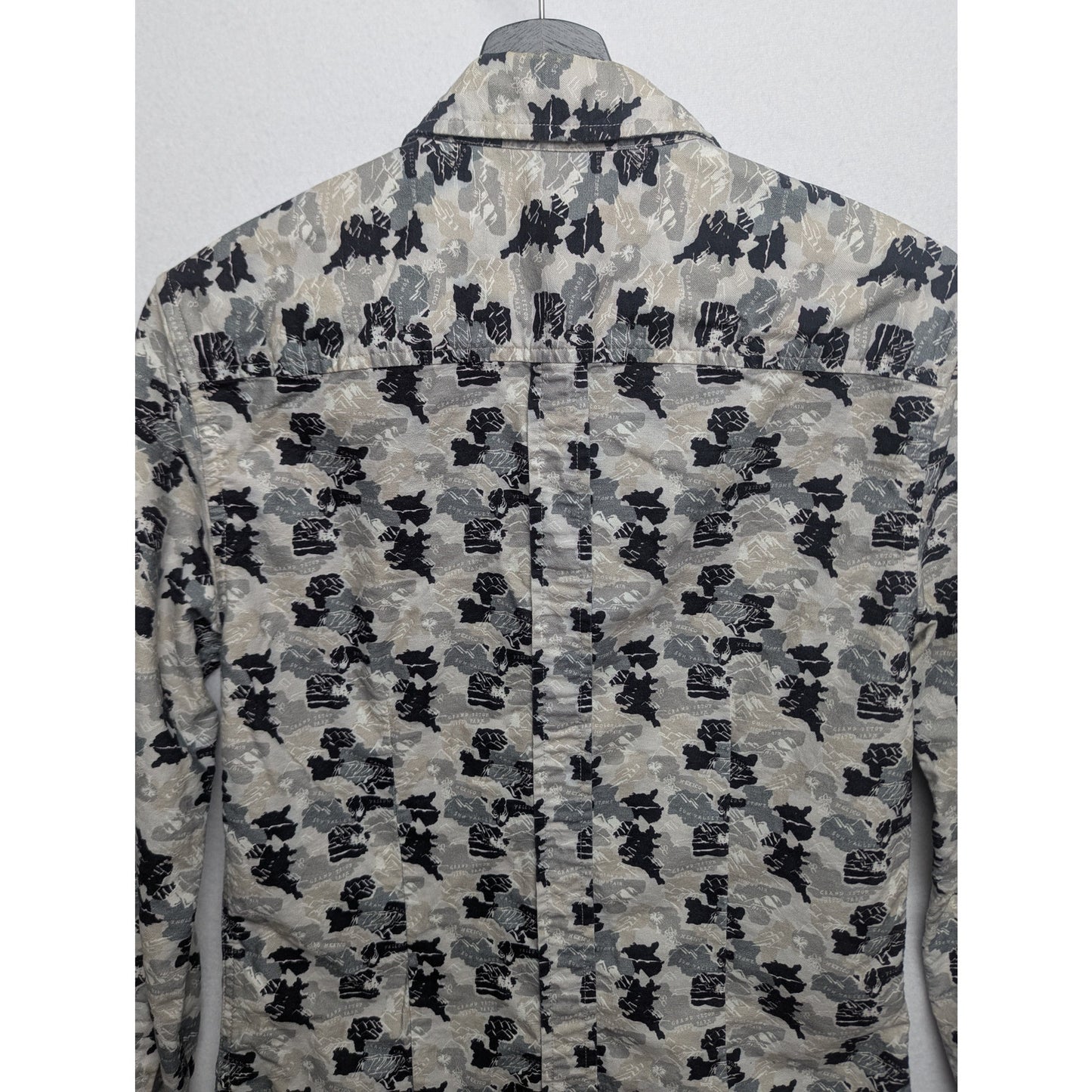 Band of Outsiders Men's Printed Button-Down Shirt - Map/Camo Print Sz 0 (XS)