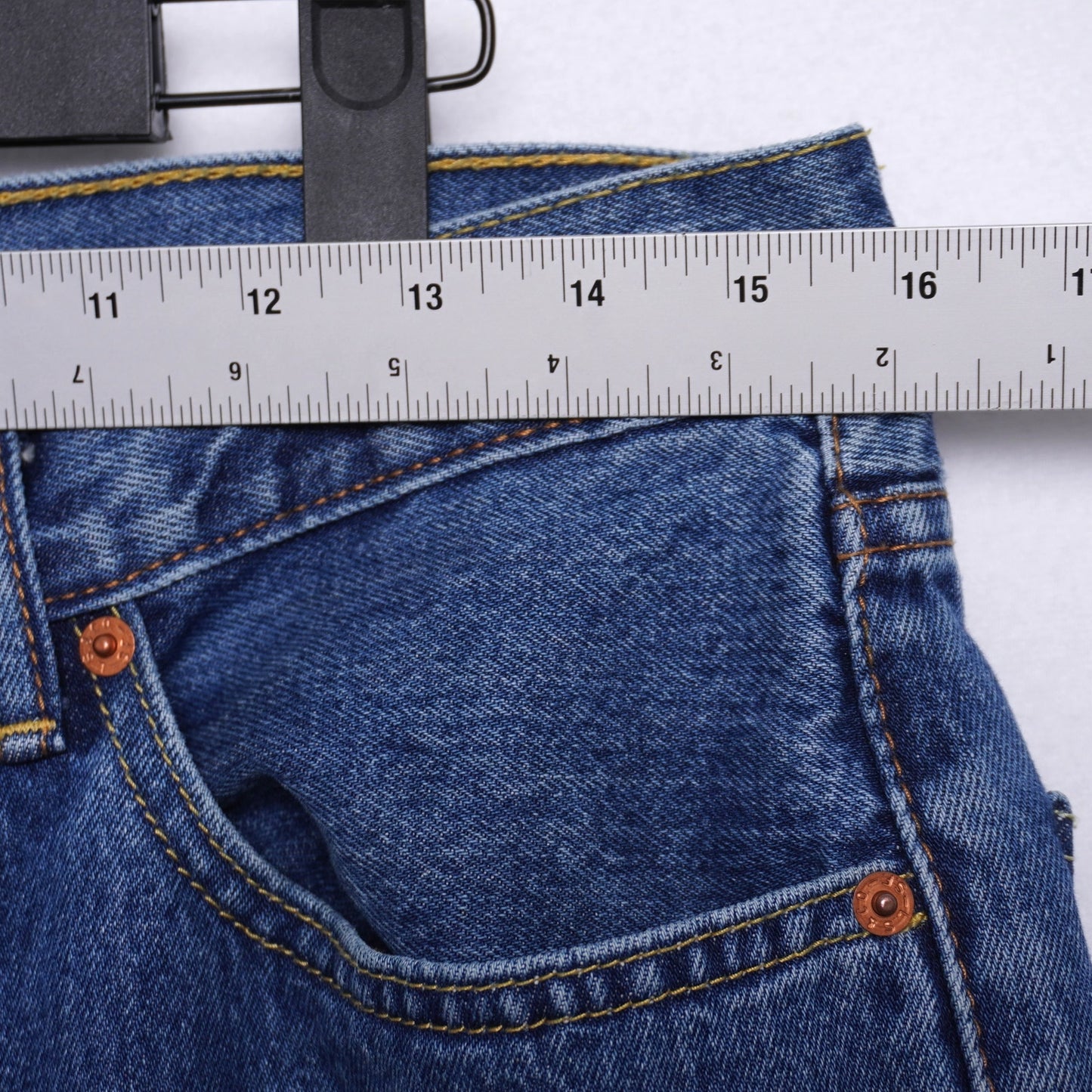 Levi's 550 Blue Jeans 34/34 100% cotton
