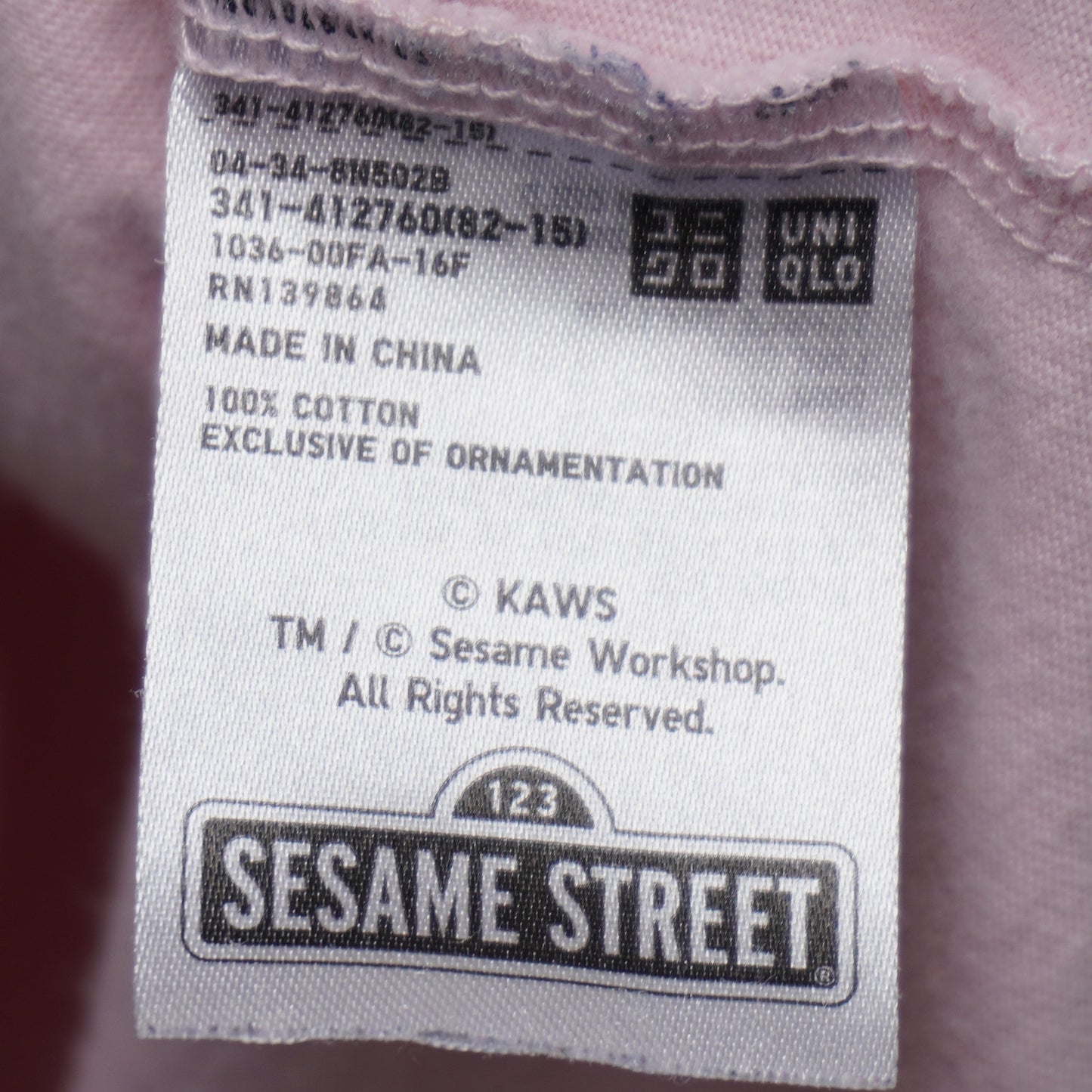 Uniqlo x KAWS x Sesame Street Pink Elmo Graphic T-shirt Size M