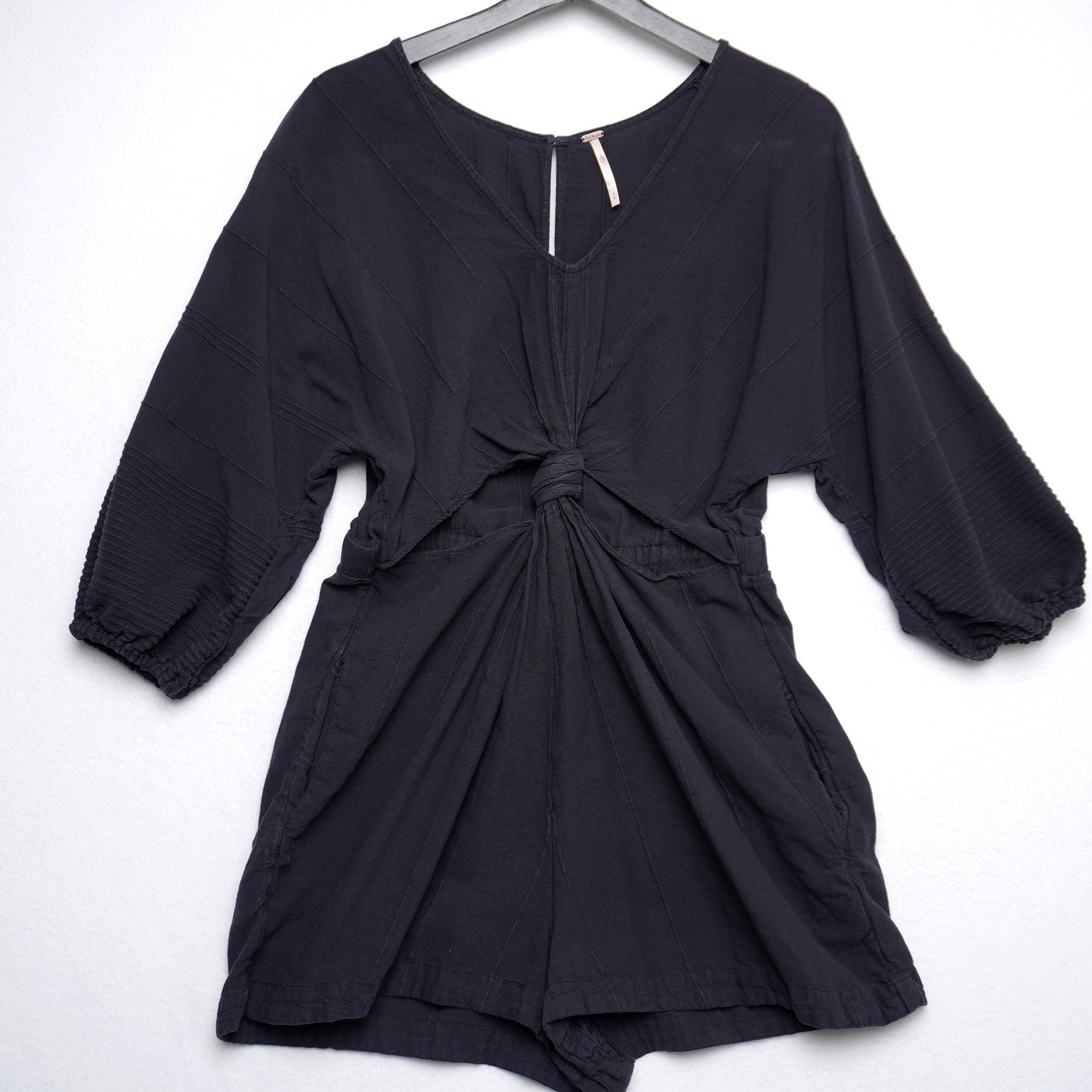 Free People Black Cotton Romper – Size S – Boho Knot Front Jumpsuit with Balloon Sleeves