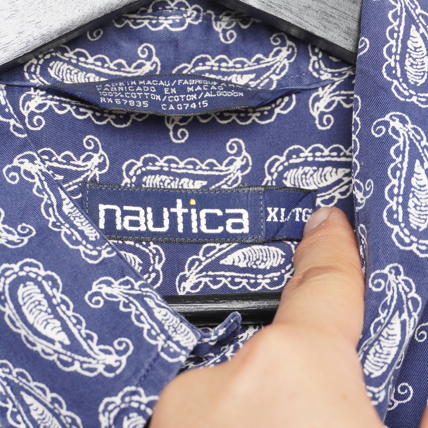 Vintage Nautica Paisley Shirt XL Blue White 100% Cotton Button Down