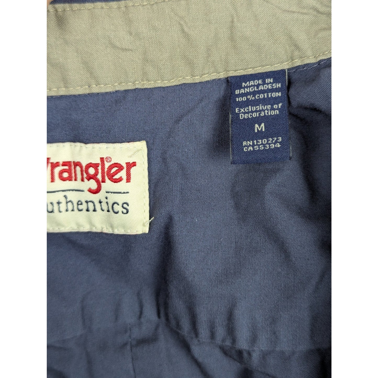 Wrangler Authentics Blue Work Shirt Size Medium