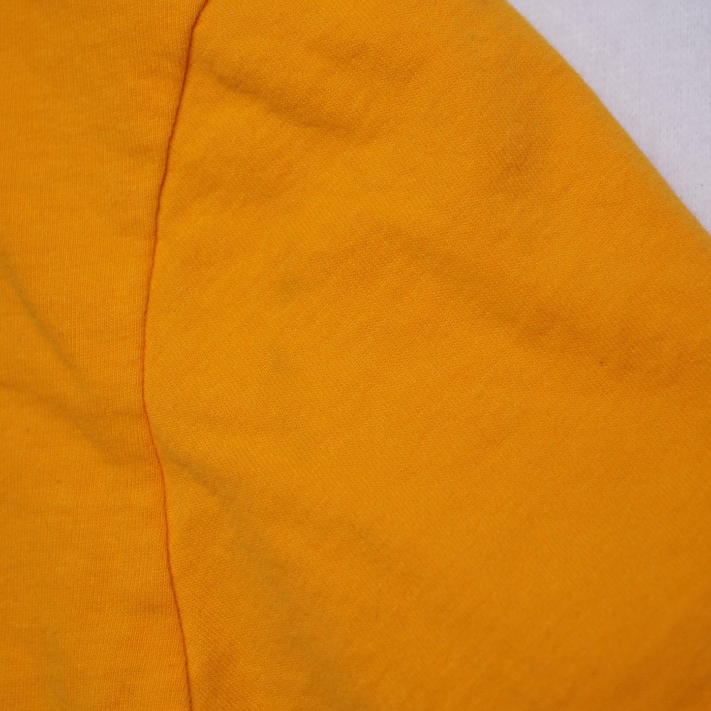 Nike Sportswear Yellow T-shirt Red Logo Big Swoosh Size M