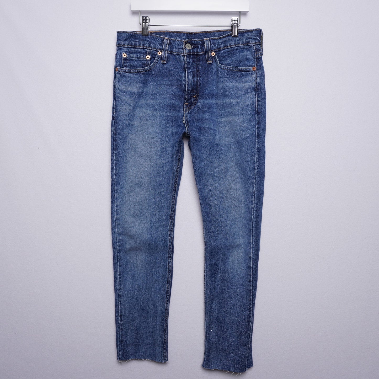 Levi's cropped 510 Jeans Size 29 99% cotton