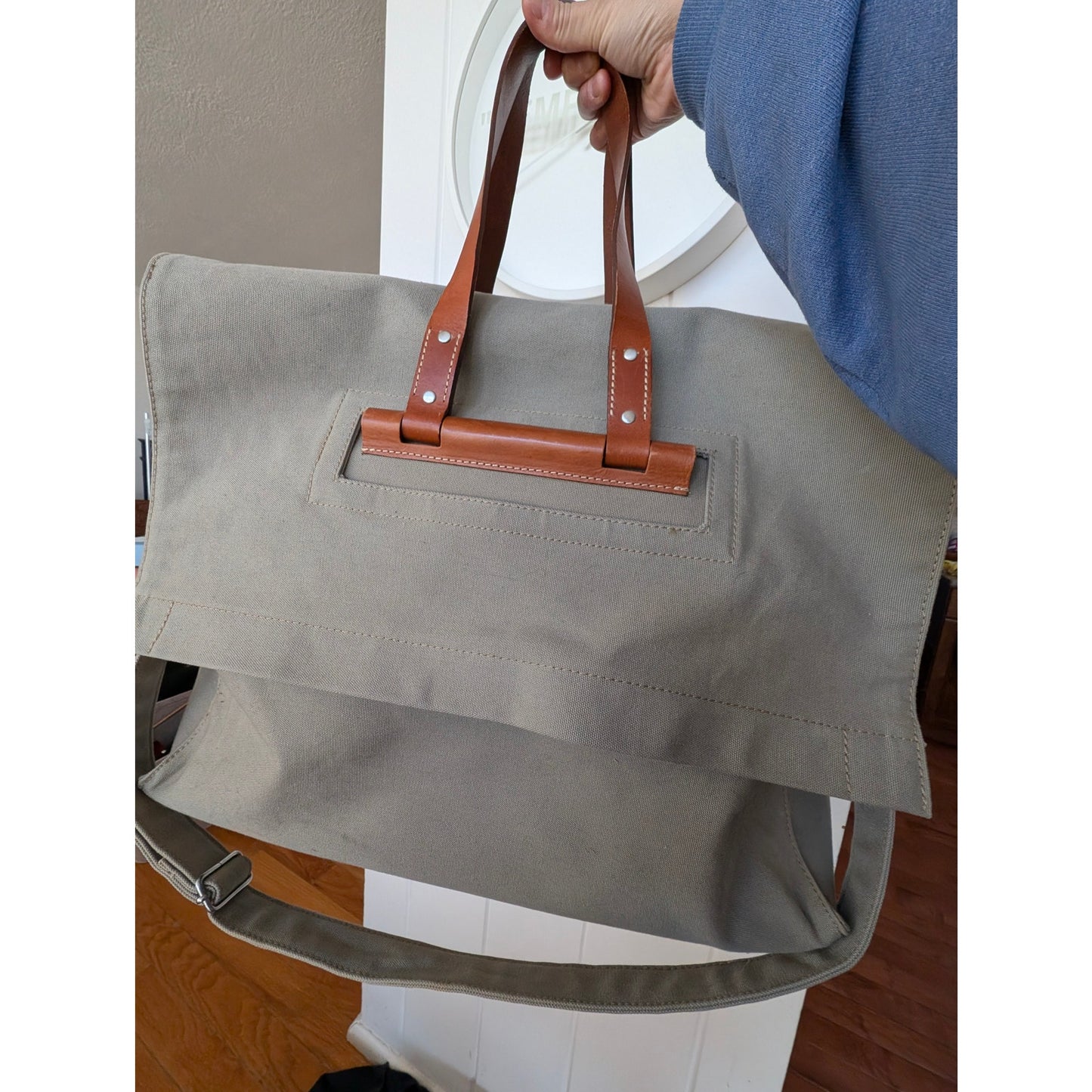 Banana Republic Large Canvas Weekender Bag Beige with Leather Straps
