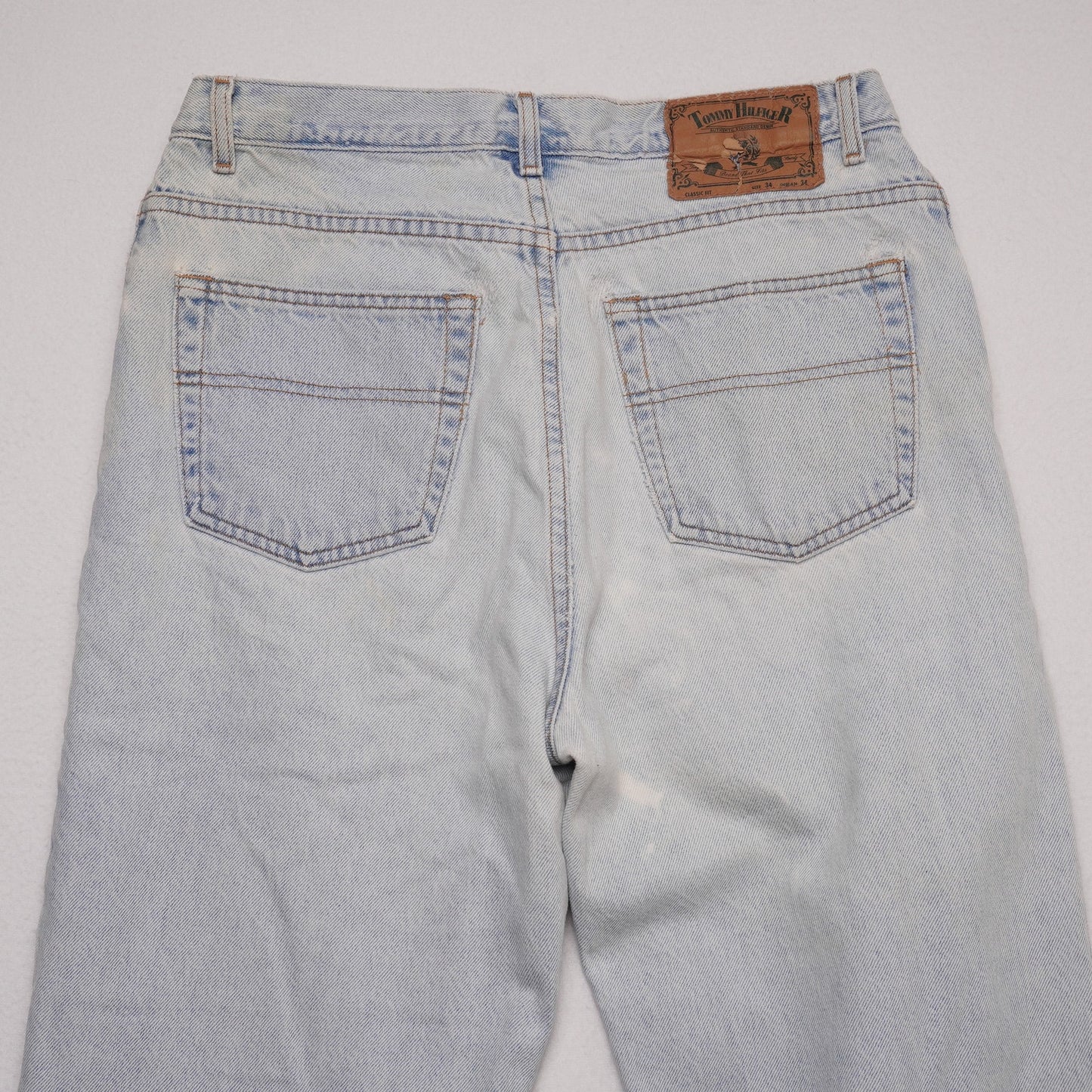 Vintage Tommy Hilfiger Jeans Men's 34x34 Light Wash Denim Crest Logo Classic Fit