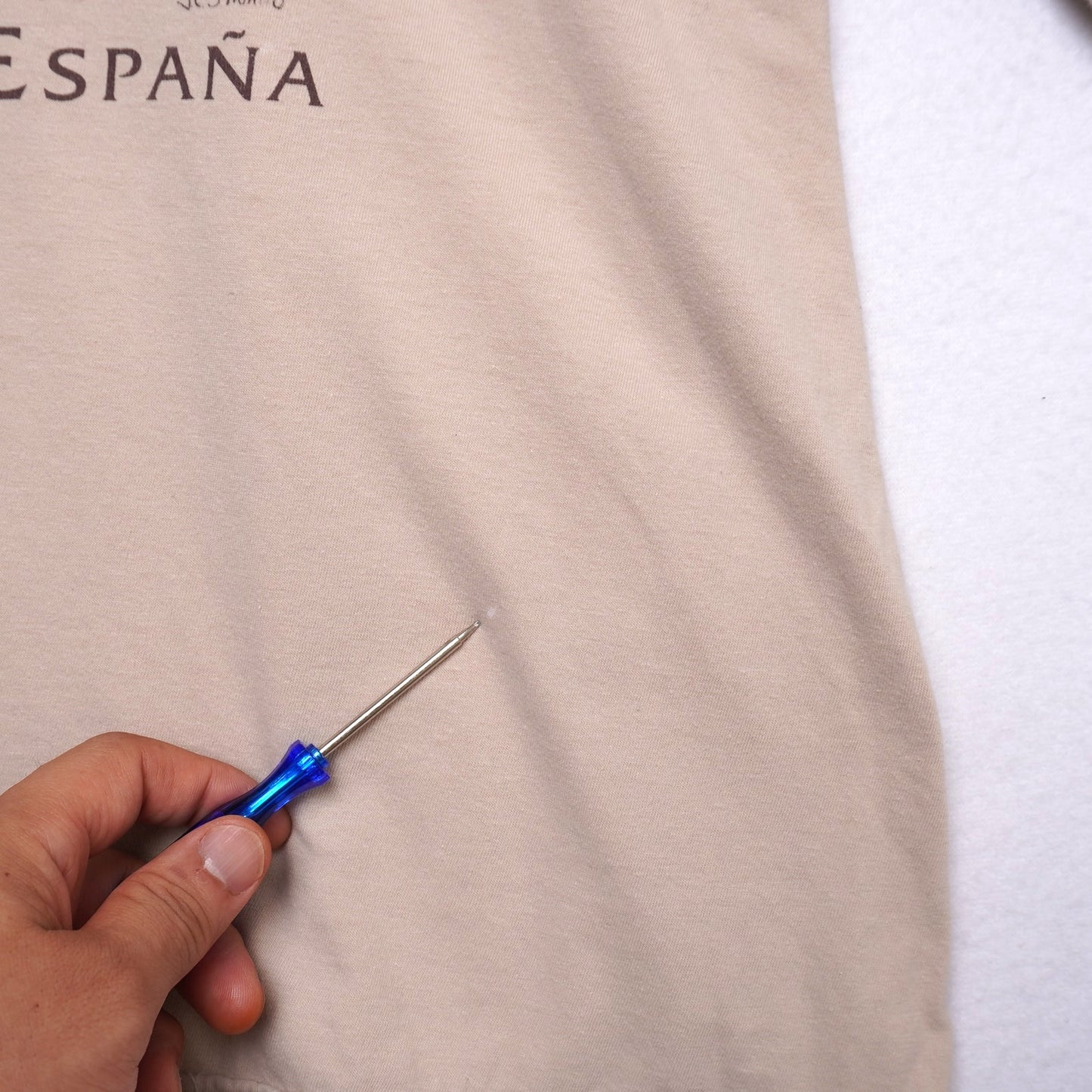 Don Quixote de la Mancha Graphic T-Shirt España Spain Beige Tee No Tags
