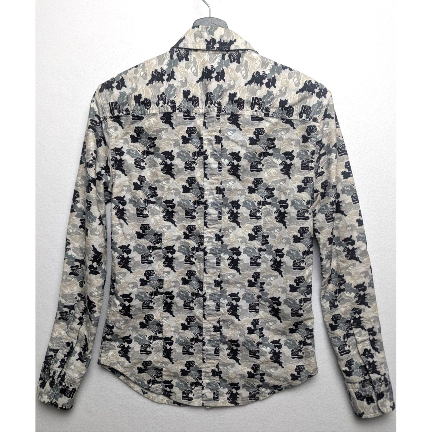Band of Outsiders Men's Printed Button-Down Shirt - Map/Camo Print Sz 0 (XS)