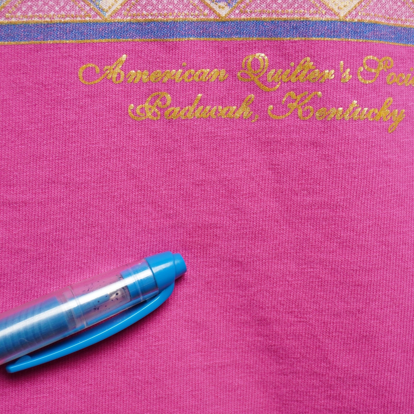 American Quilter's Society Geometric Quilt Design Print Pink T-Shirt Size Large
