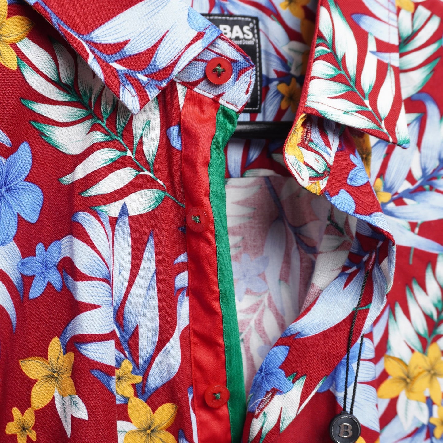 Barabas Red Floral Shirt M Linen Cotton Hawaiian Tropical NWT