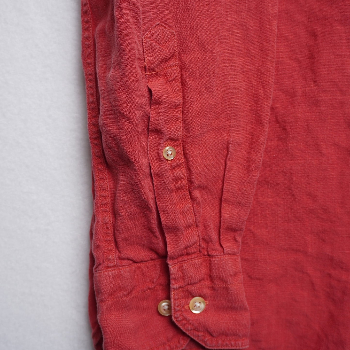 Vintage Gant "The Linen Shirt" Size L 100% Linen Button Down Collar