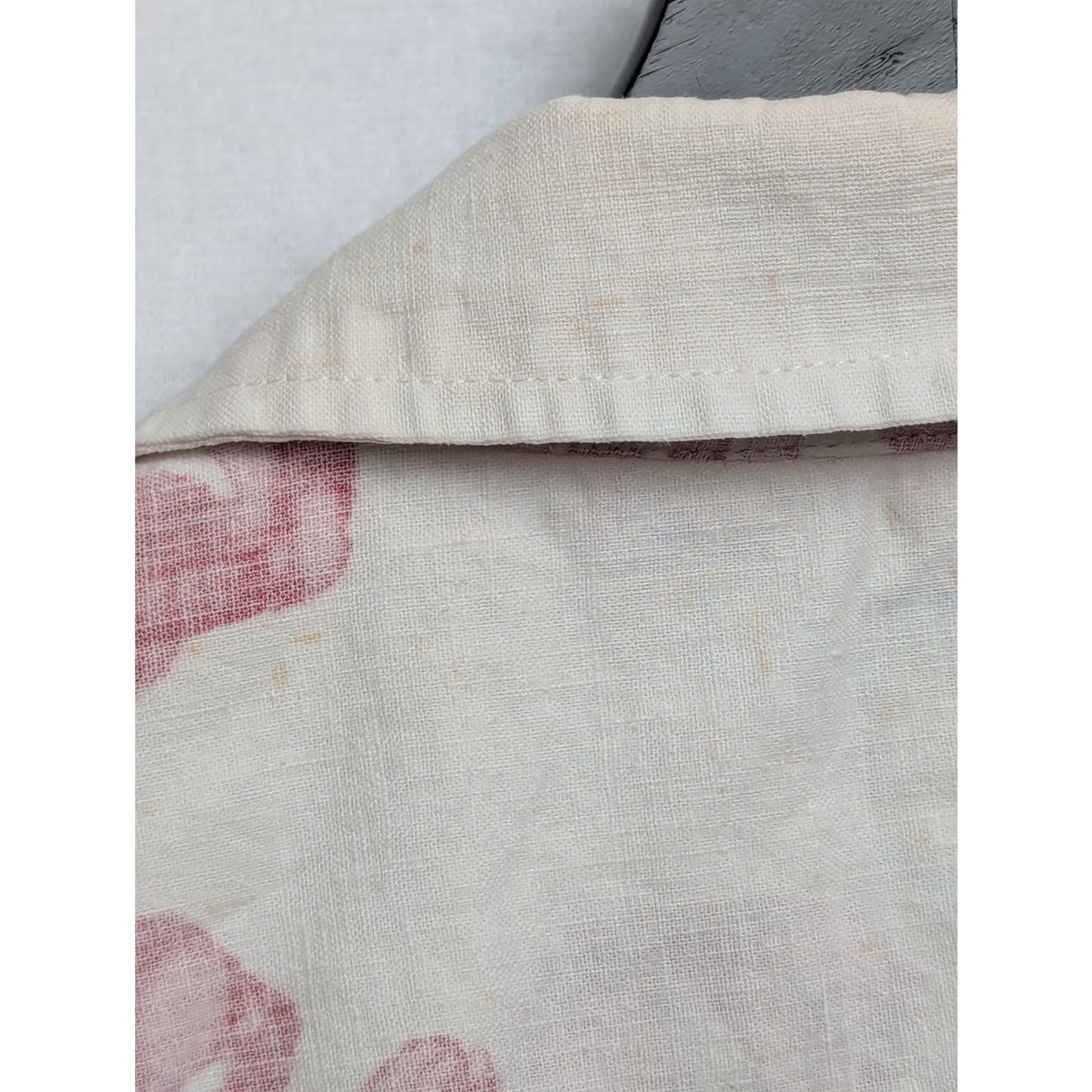 VTG Jantzen White Reverse Print Linen Blend Hawaiian Shirt Red Floral Print Sz L
