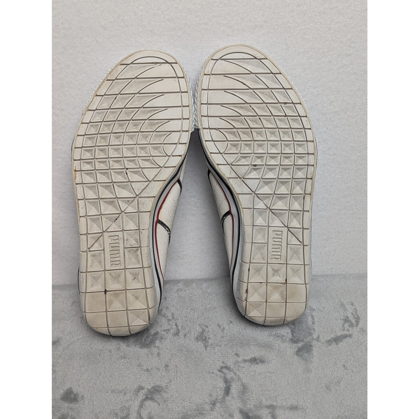 Puma 917 LO Sneaker Cartoon Outline White and Black US6.5