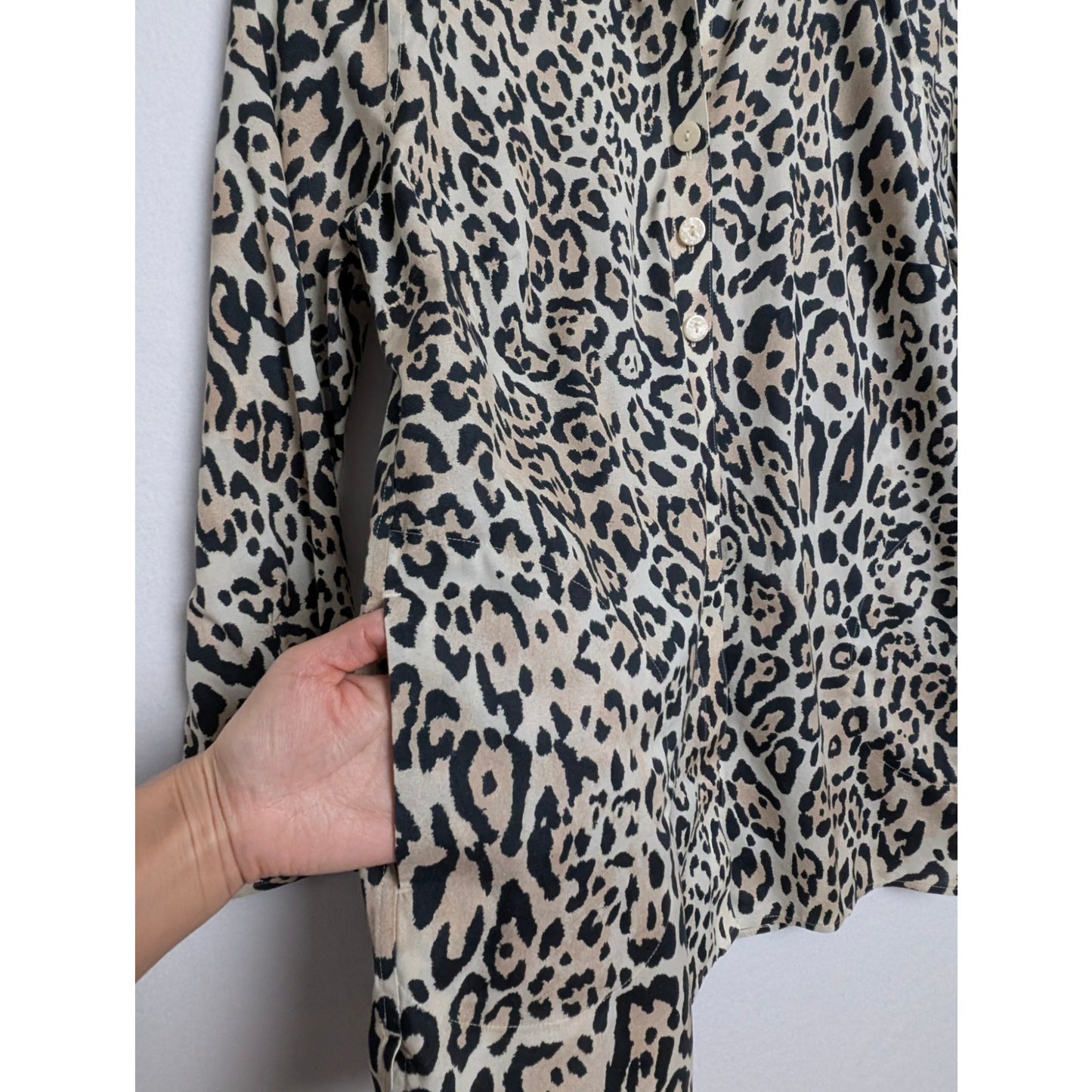 Chico's Leopard Print Button Up 0P (US4/6)