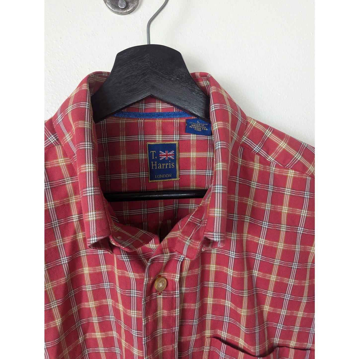 T. Harris London Button Down Shirt Red Checks Size Large