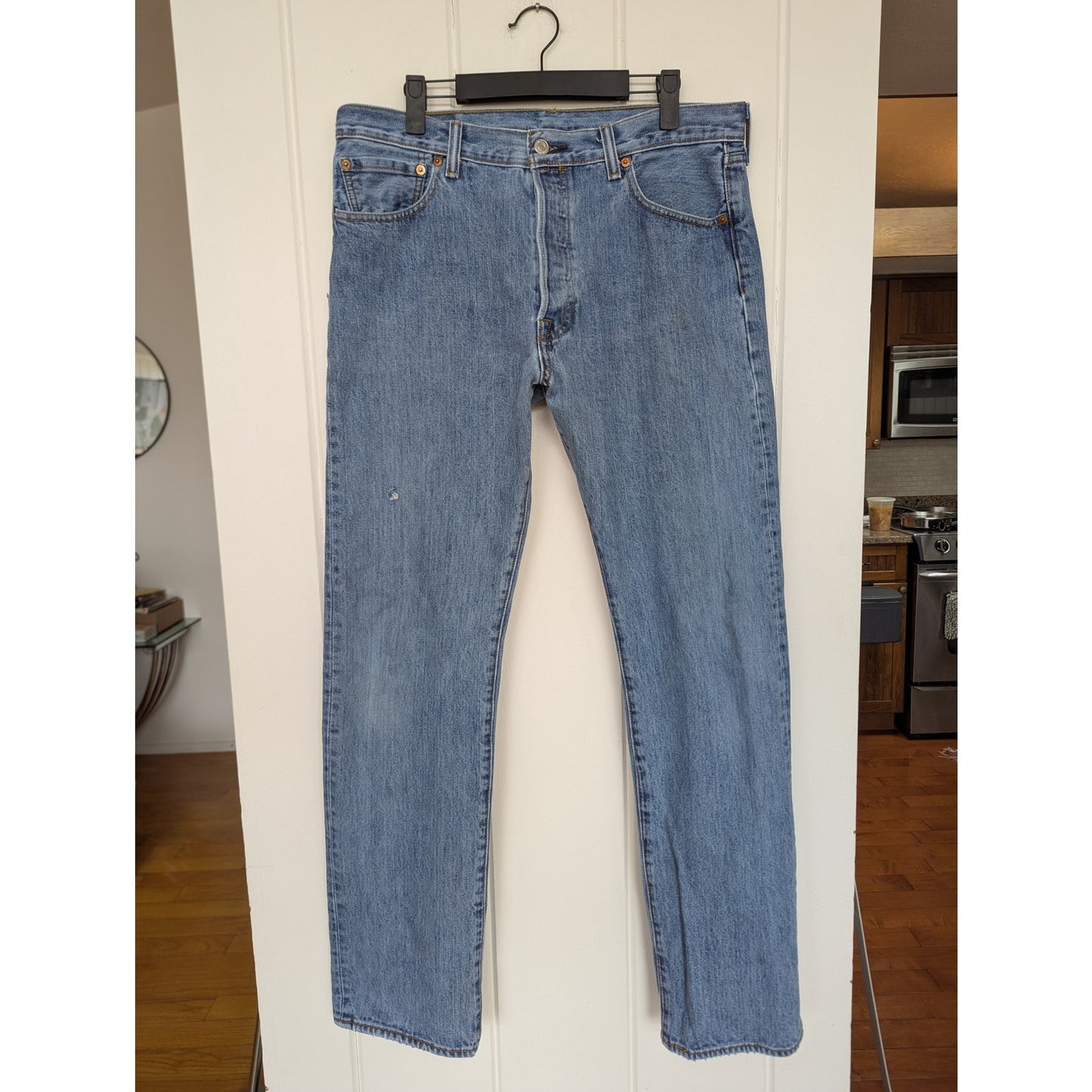 Levi's 501 Blue Jeans 100% cotton button fly 34x33