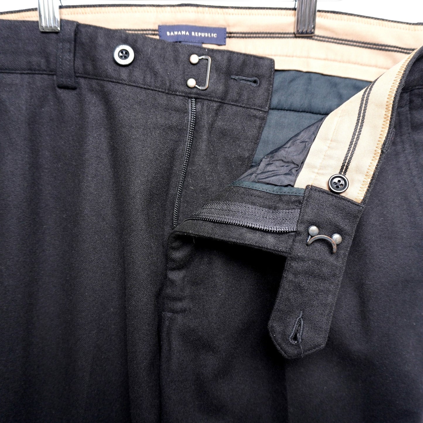 Banana Republic Black Wool Blend Trousers 35x30