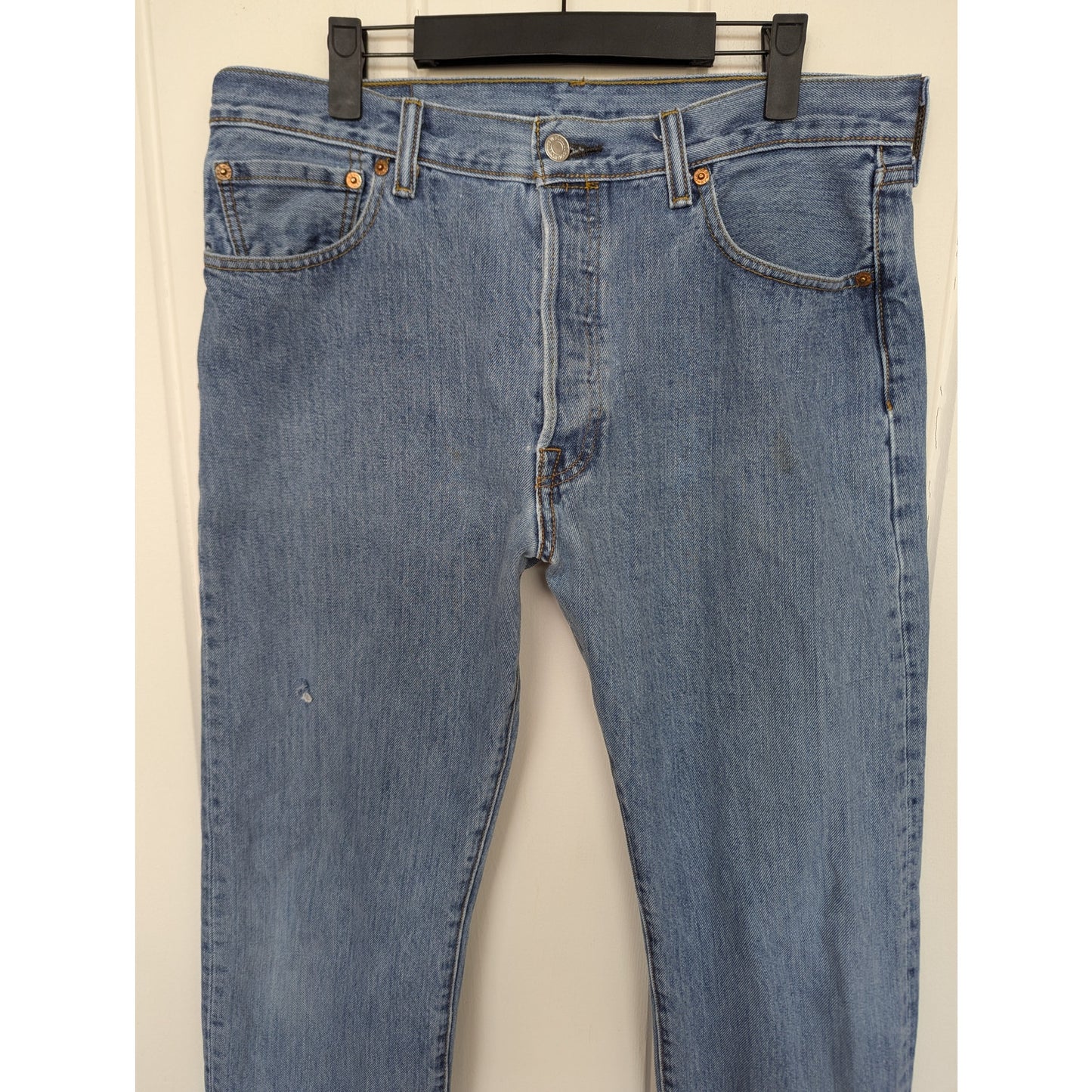 Levi's 501 Blue Jeans 100% cotton button fly 34x33