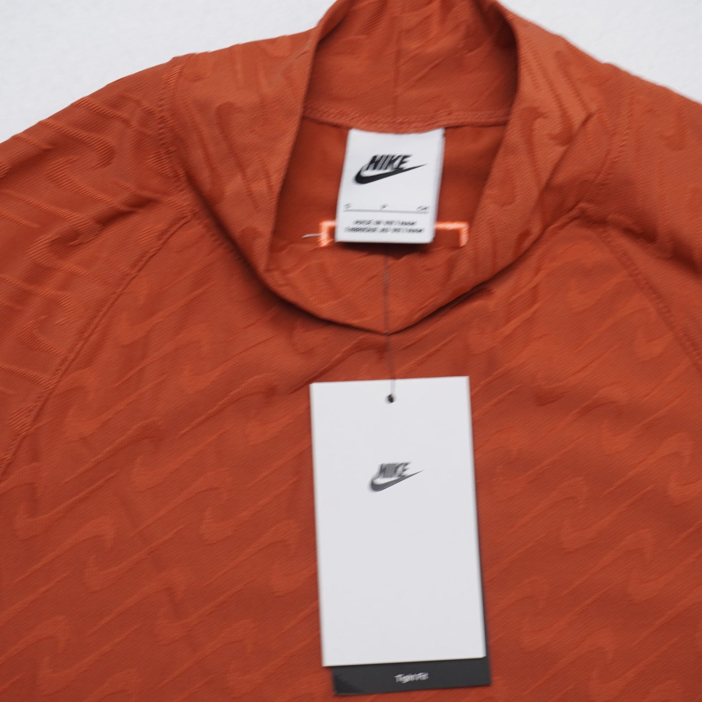Nike Dri-FIT Orange Mock Neck Long Sleeve Top Women's Small – Wave Pattern – NWT