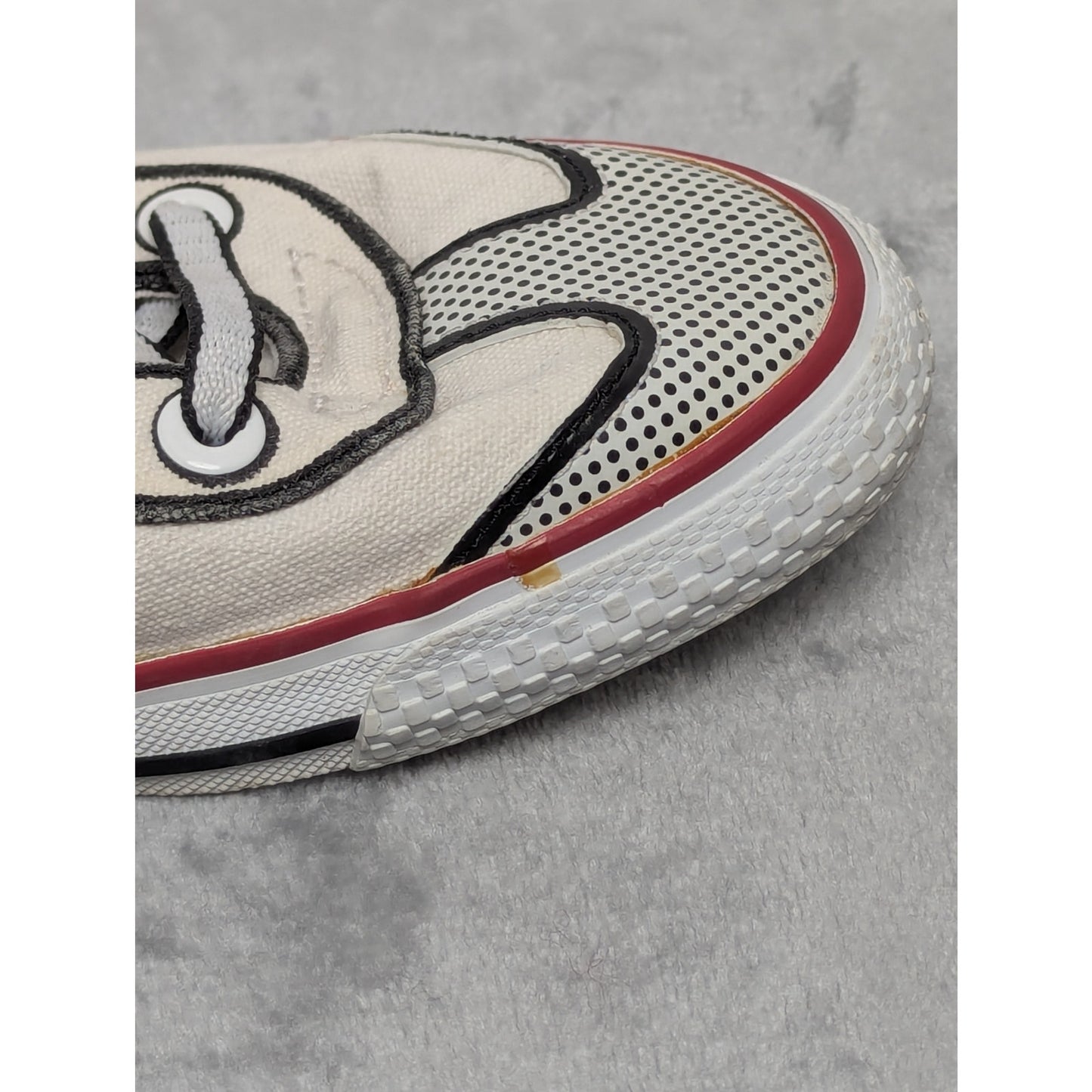 Puma 917 LO Sneaker Cartoon Outline White and Black US6.5