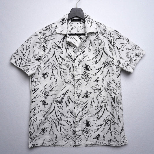 Hedge White Short Sleeve Linen Blend Shirt Black Floral Print Size Small