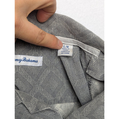 Tommy Bahama 100% Silk Camp Shirt Men’s L – Gray Diamond Pattern Button-Up