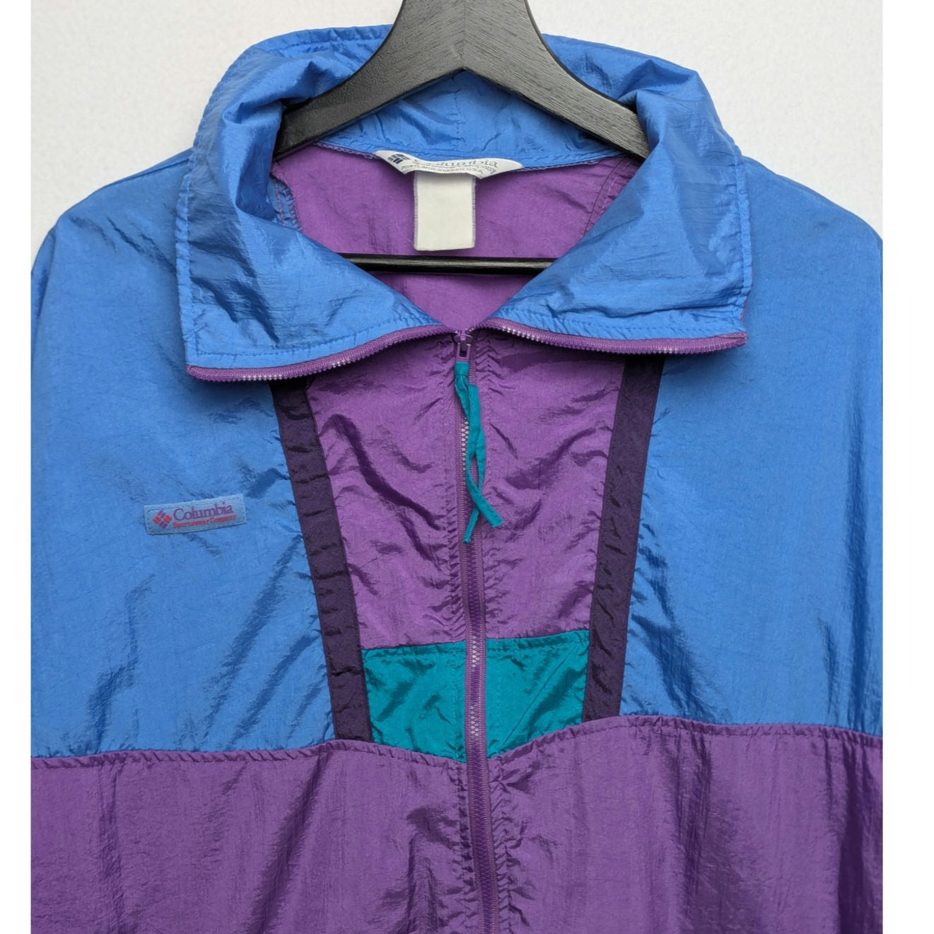 Vintage Columbia Women's Blue/Purple/Green Zip-Up Windbreaker Size L