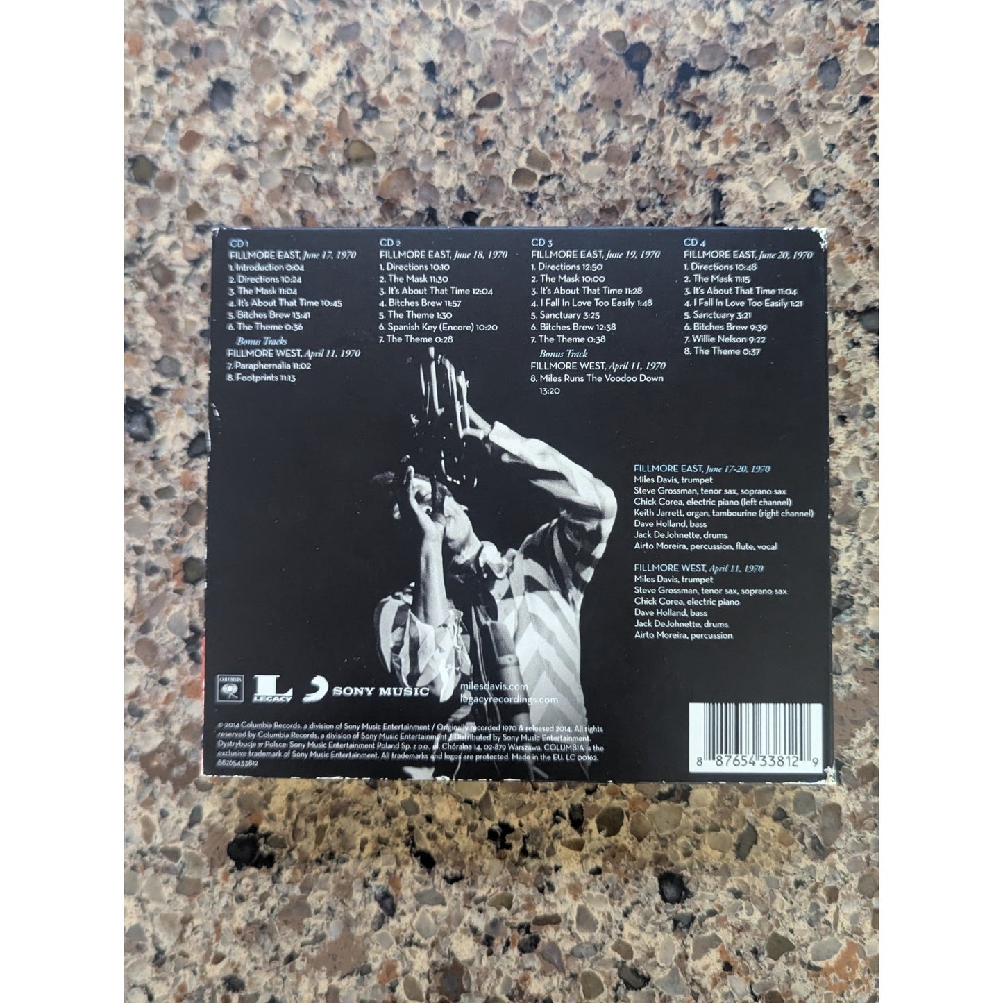 Miles At The Fillmore - Miles Davis 1970: The Bootleg Series Vol. 3 (4 CDs 2014)