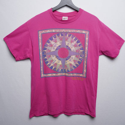American Quilter's Society Geometric Quilt Design Print Pink T-Shirt Size Large