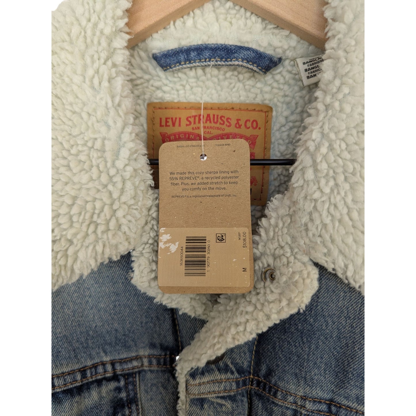Levi's Sherpa Lined Denim Trucker Jacket Size Medium NWT