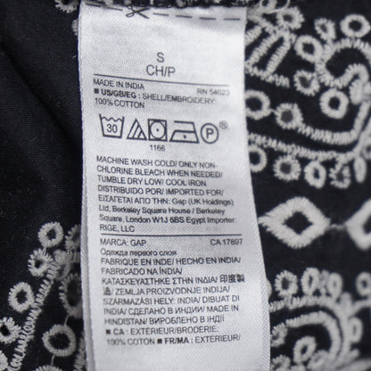 Gap Black and White Embroidered Eyelet Top Small
