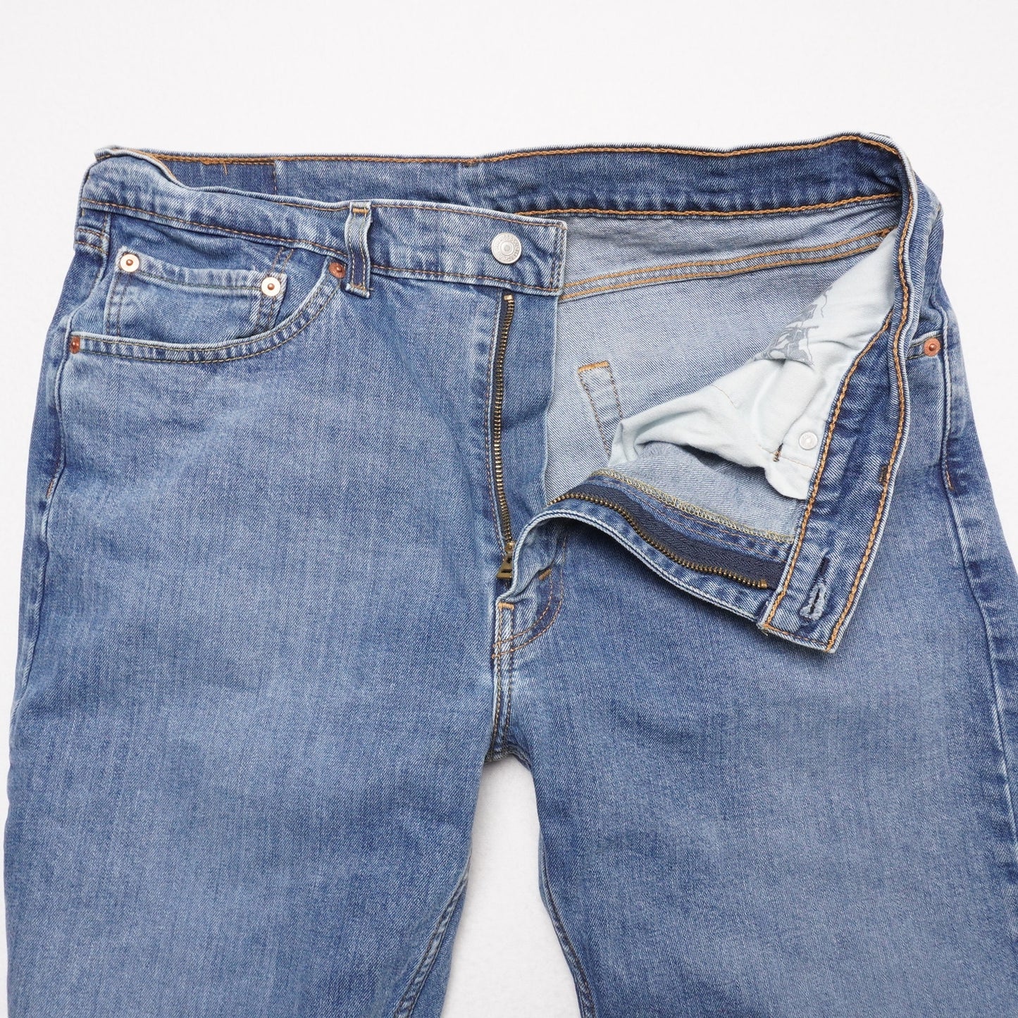 Levi's 505 Blue Denim 36x32 Regular Fit Made in Pakistan