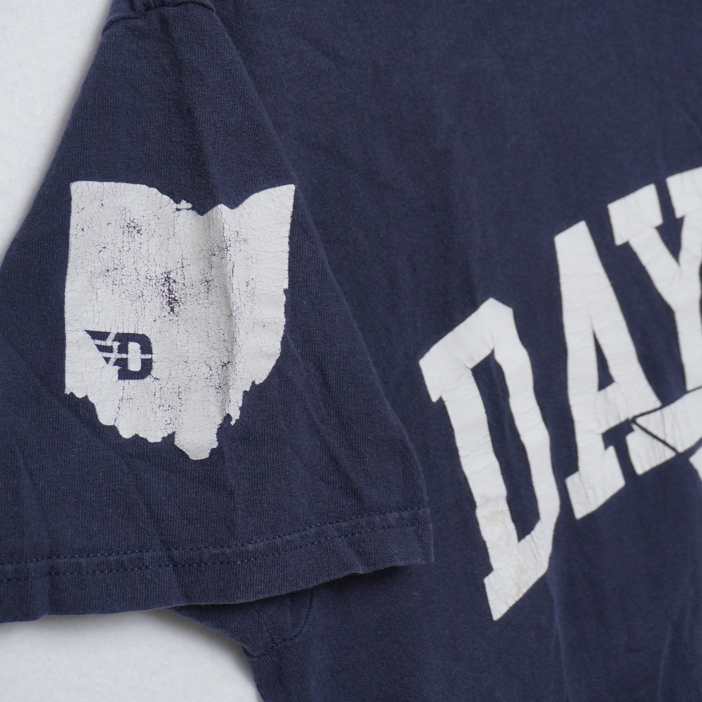 Champion University of Dayton Ohio Navy Blue T-shirt Size M