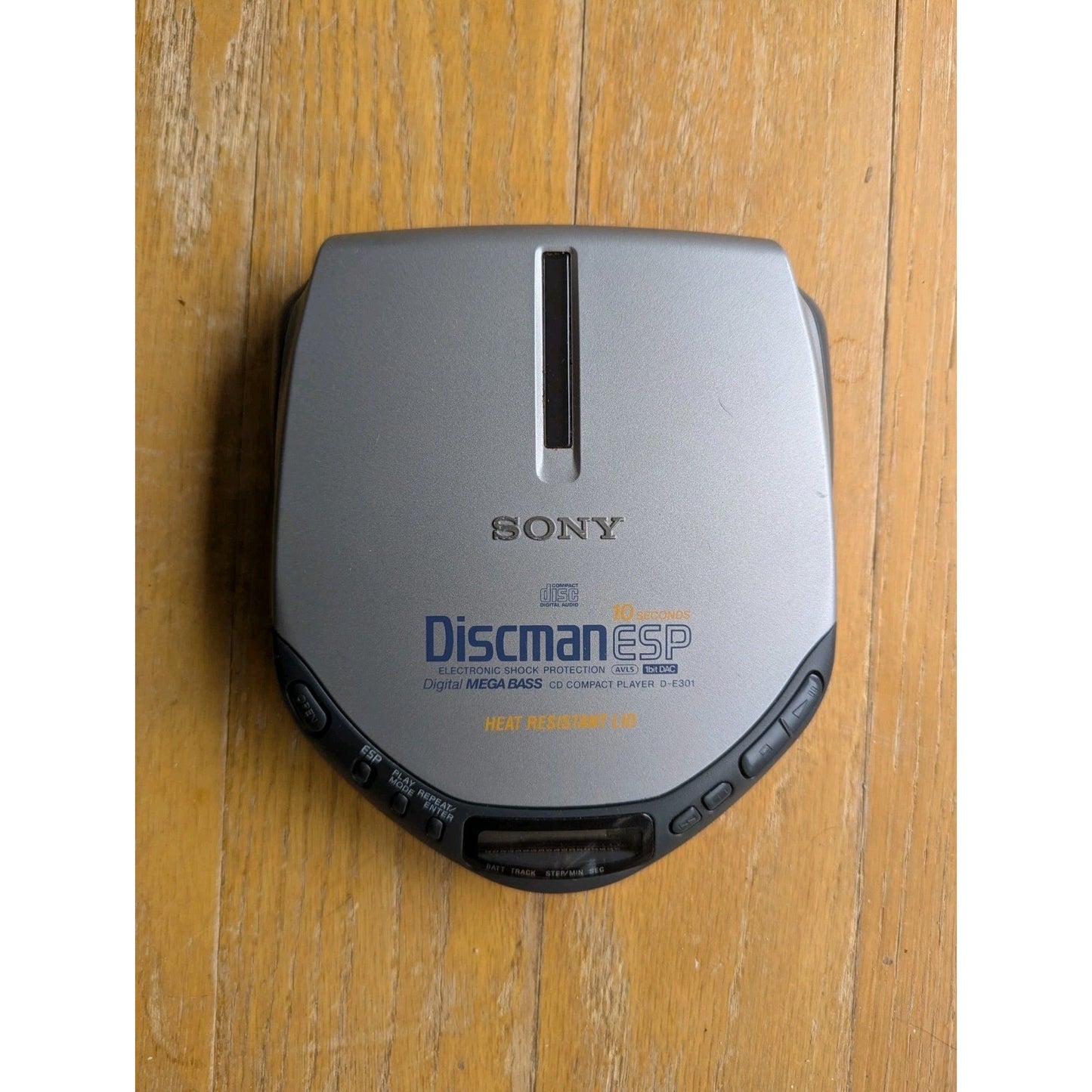 Sony Discman D-E301 CD Player ESP Mega Bass Heat Resistant Lid - Tested W/ Case