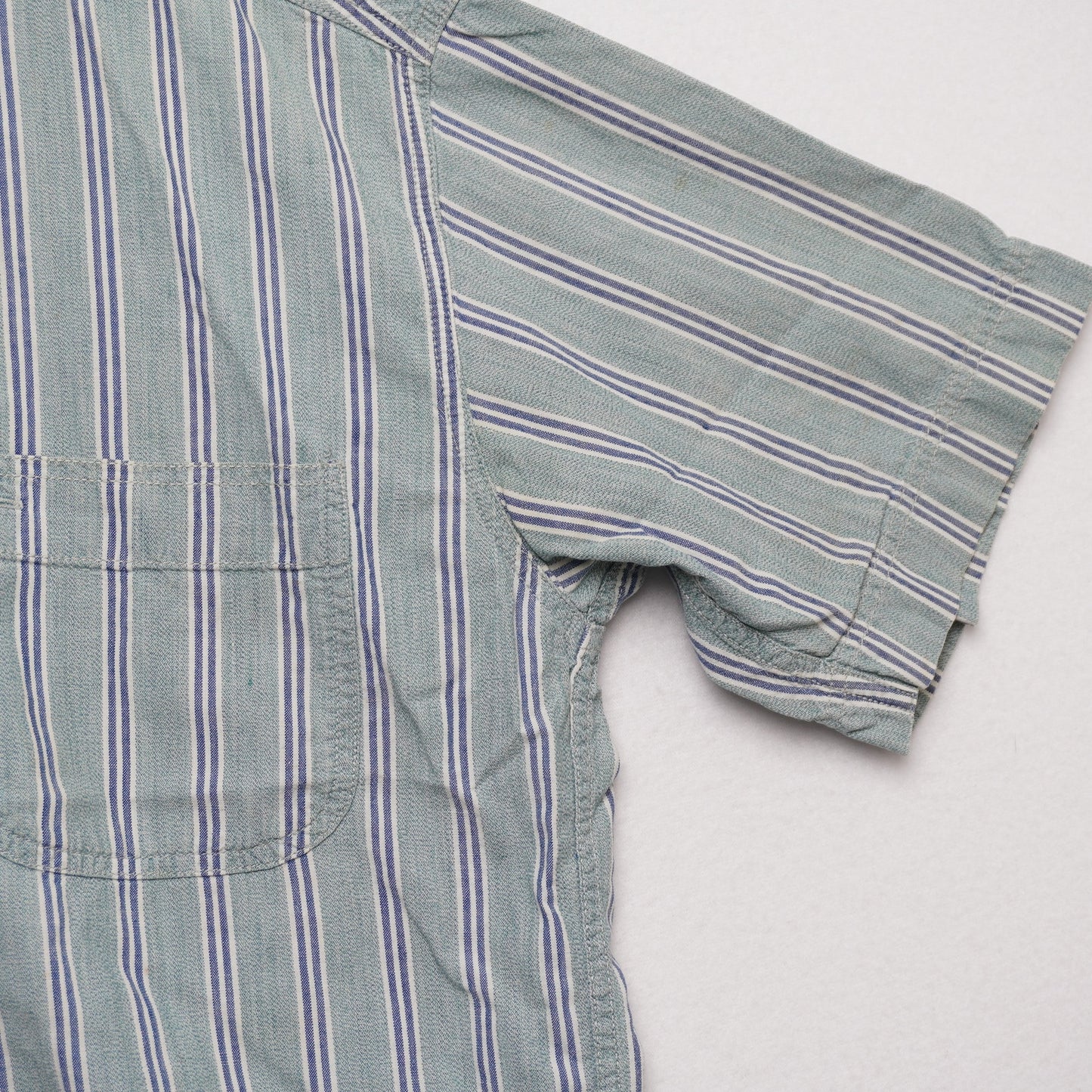 VTG Levi’s Striped Short Sleeve Button Up Shirt Green Blue Cotton Men's Medium
