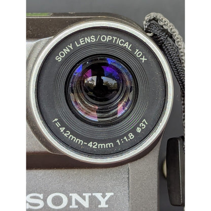 Sony Mavica MVC – FD73 Digital Camera Bundle (W/ Battery, Charger, 2 Disks, Bag)