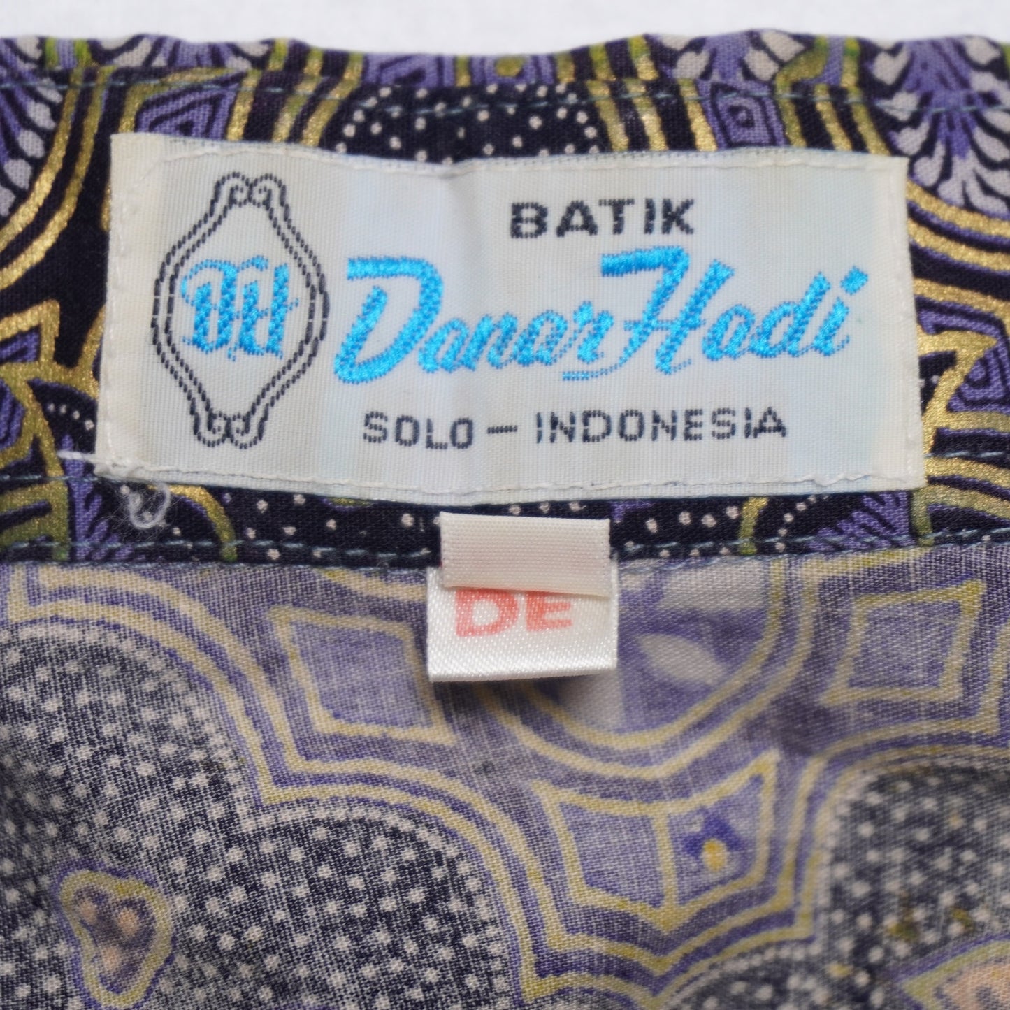 Vintage Danar Hadi Batik Blue & Gold Patterned Shirt Size Large
