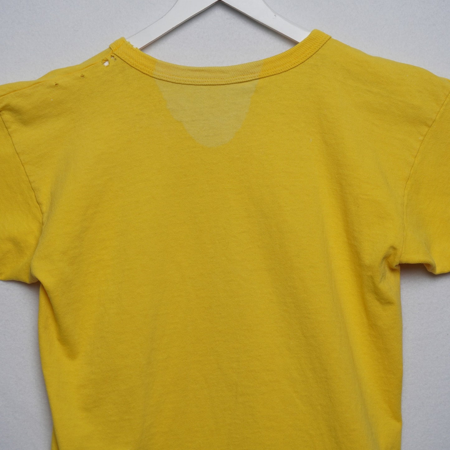 Vintage Yellow Champion Crewneck T-shirt Size L
