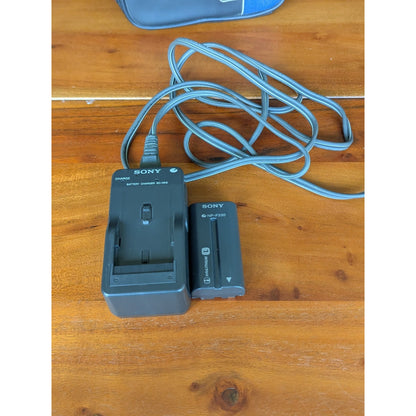 Sony Mavica MVC – FD73 Digital Camera Bundle (W/ Battery, Charger, 2 Disks, Bag)