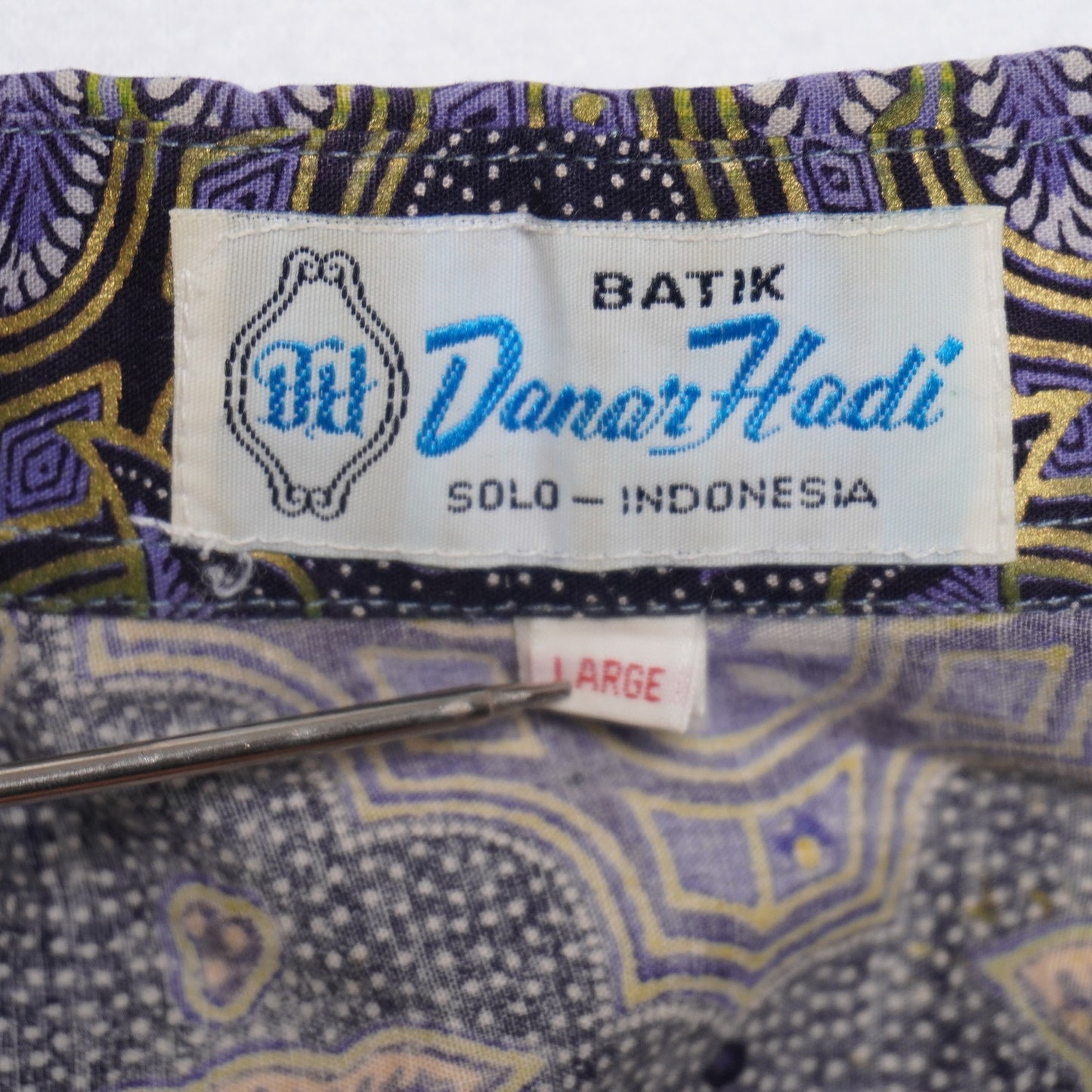 Vintage Danar Hadi Batik Blue & Gold Patterned Shirt Size Large